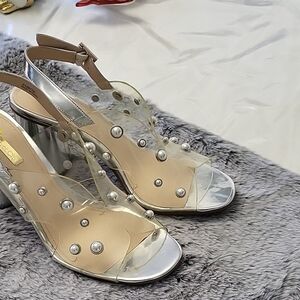 Elegant Silver and Cream Women's Heels